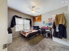 2502 Leon St in Austin, TX - Building Photo - Building Photo