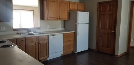 3717 Shadow Creek Dr in Fort Wayne, IN - Building Photo - Building Photo