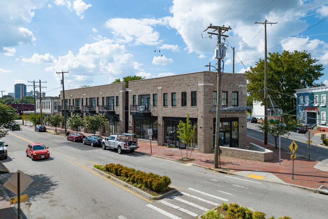 2416 Jefferson Ave in Richmond, VA - Foto de edificio