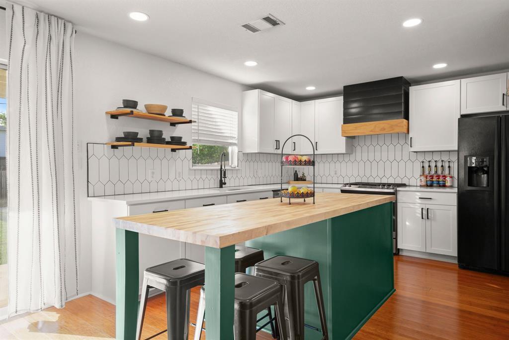 12305 Kelton Dr in Austin, TX - Building Photo