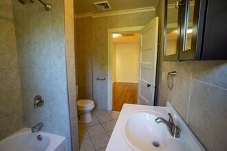 614 Ackerman Ave in Syracuse, NY - Building Photo - Building Photo