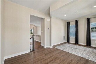 1303 Potomac View Pkwy in Brunswick, MD - Building Photo - Building Photo