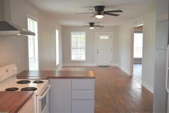 2802 Winbern St in Houston, TX - Building Photo - Building Photo