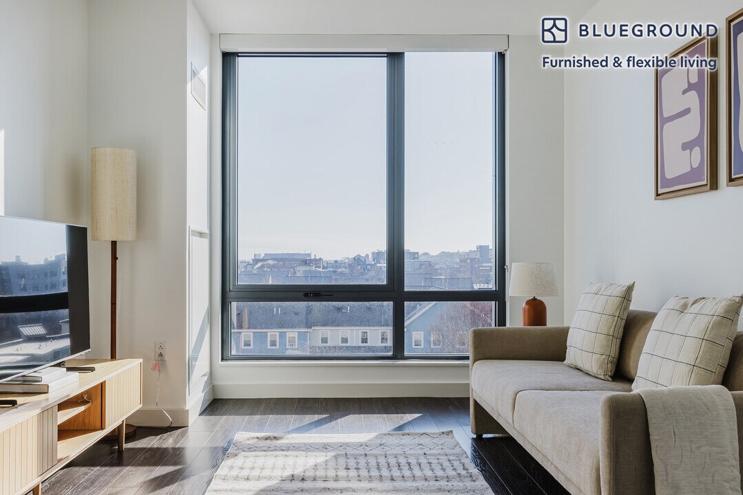 10 New St, Unit FL5-ID1146 in Boston, MA - Building Photo