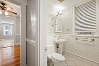 638 Washington St, Unit 101 in Brookline, MA - Building Photo - Building Photo