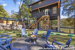 6790 river in New Braunfels, TX - Building Photo