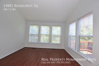 19881 Ridgecrest Square in Ashburn, VA - Building Photo - Building Photo