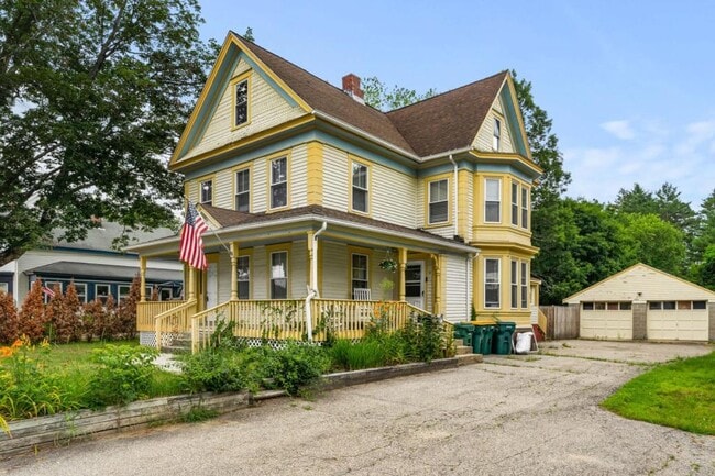 property at 11 Green St