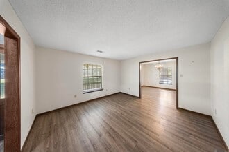 9655 Sullivan Rd in Baton Rouge, LA - Building Photo - Building Photo