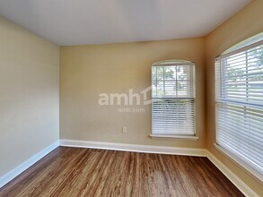 148 Towering Pines Dr in Lakeland, FL - Building Photo - Building Photo