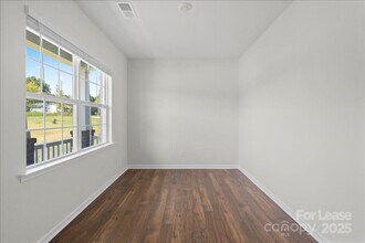 529 Stroupe Rd in Gastonia, NC - Building Photo - Building Photo