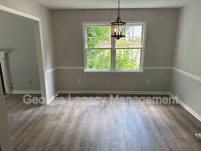 121 Winthrop Way in Athens, GA - Building Photo - Building Photo