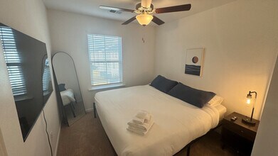 134 Roxanne Dr in Goose Creek, SC - Building Photo - Building Photo