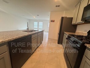 2929 Dora Dr in Fort Worth, TX - Building Photo - Building Photo