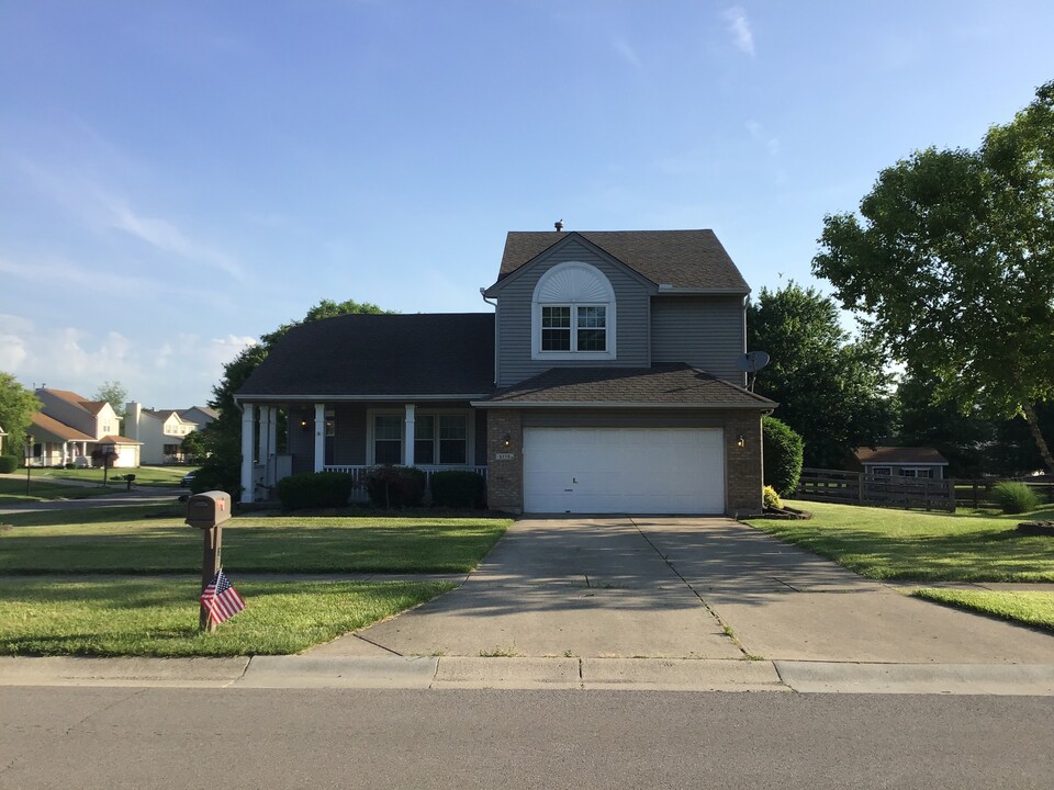 6158 Glennsbury Ct in West Chester Township, OH - Building Photo