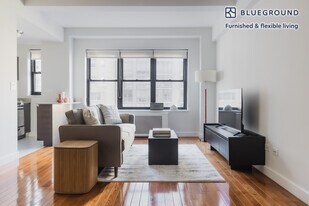 400 E 57th St in New York, NY - Building Photo