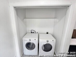 723 Paso Hondo St in San Antonio, TX - Building Photo - Building Photo