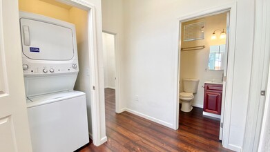 3926 Penniman Ave in Oakland, CA - Building Photo - Building Photo