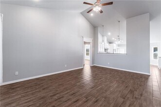 210 Adams St in Pea Ridge, AR - Foto de edificio - Building Photo