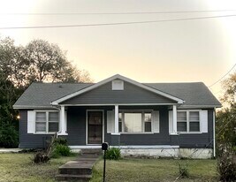401 Hill St in Columbia, TN - Building Photo