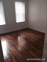 89 Park Dr, Unit 2 in Boston, MA - Building Photo - Building Photo