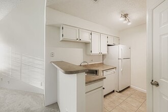 4862 E Kentucky Ave in Denver, CO - Building Photo - Building Photo