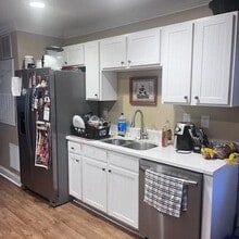 1035 Barnett Shoals Rd in Athens, GA - Foto de edificio - Building Photo