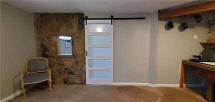 2532 N Arrowhead St in North Las Vegas, NV - Building Photo - Building Photo