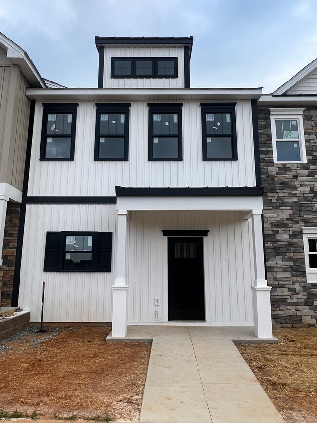 556 Leesville Rd, Unit #205 in Lynchburg, VA - Building Photo - Building Photo