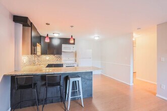 1243 N Gaylord St in Denver, CO - Building Photo - Building Photo