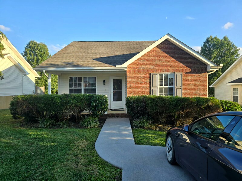 1908 Heather Lea Dr in Sevierville, TN - Building Photo