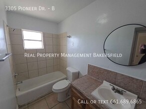 3305 Pioneer Dr in Bakersfield, CA - Building Photo - Building Photo