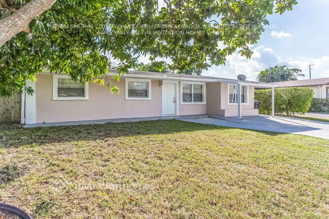 5576 Souchak Dr in West Palm Beach, FL - Foto de edificio - Building Photo