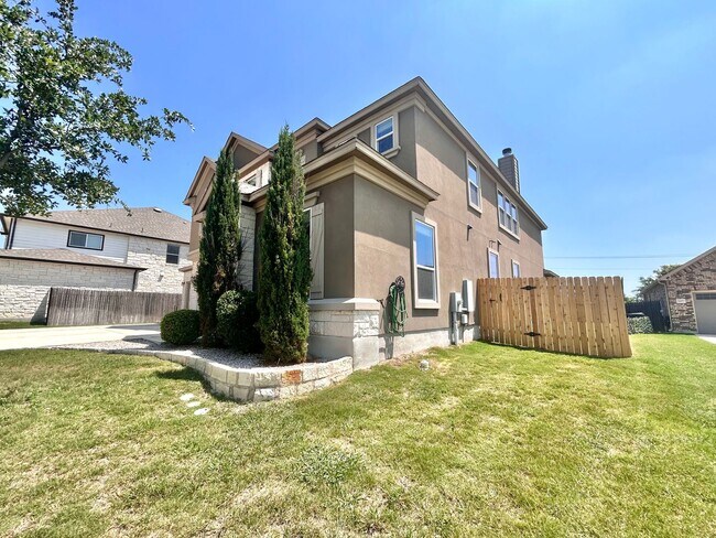 31455 Kingsway Rd in Georgetown, TX - Building Photo - Building Photo