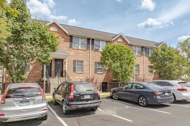 Harrison Square in Danbury, CT - Building Photo - Building Photo