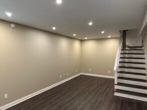 3805 Colewood Dr in Raleigh, NC - Foto de edificio - Building Photo
