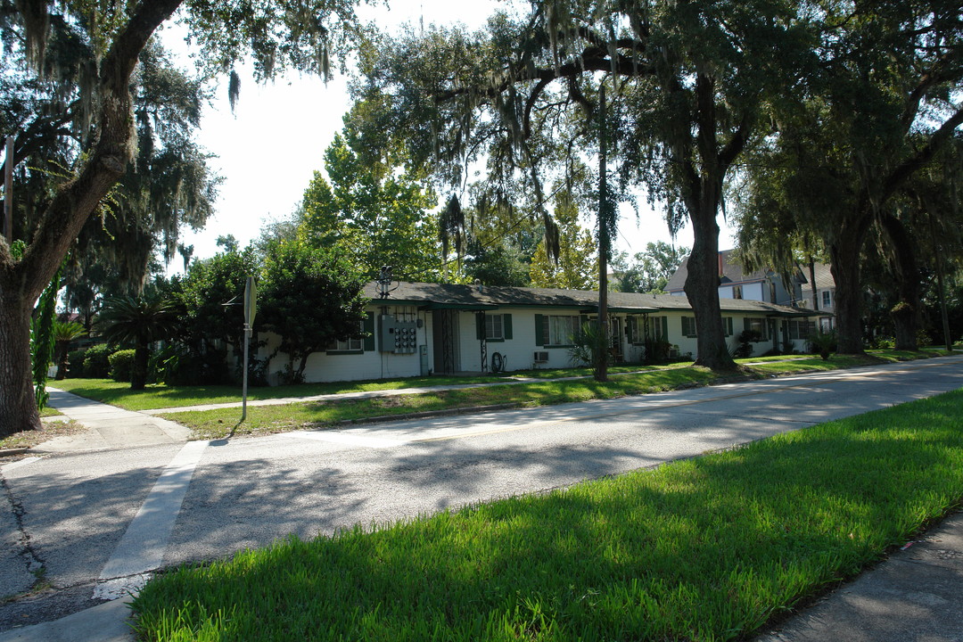 238 W Rich Ave in DeLand, FL - Building Photo