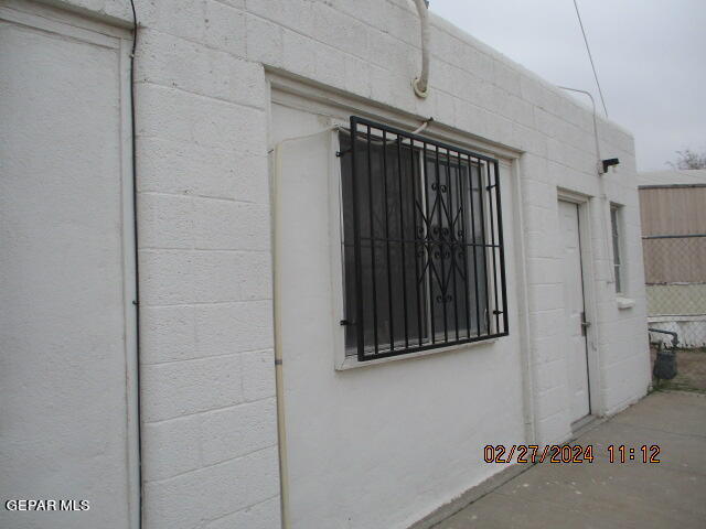 120 S Carolina Dr in El Paso, TX - Building Photo