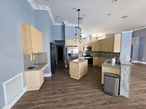 13955 NW 22nd Ct in Pembroke Pines, FL - Building Photo - Building Photo