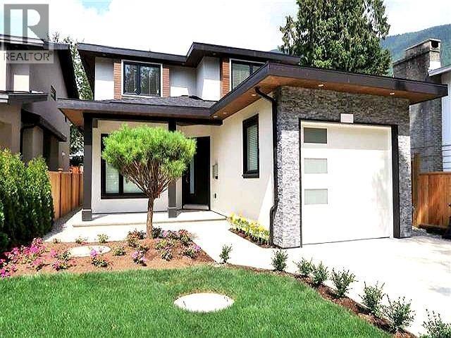 property at 960 Montroyal Blvd