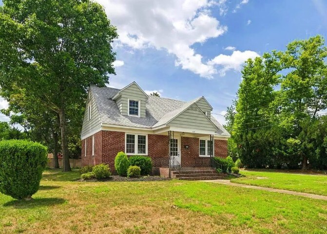 309 Chestnut St in Hammonton, NJ - Building Photo