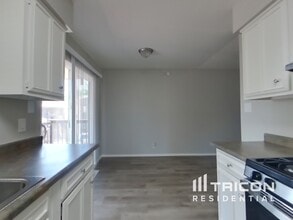 1725 Hiawatha Dr NE in Albuquerque, NM - Building Photo - Building Photo