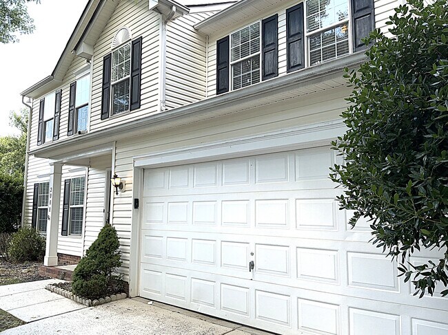 2008 Secret Garden Ct in Indian Trail, NC - Building Photo - Building Photo