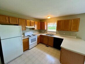 305 Prospect Ave in Cuba, MO - Building Photo - Building Photo