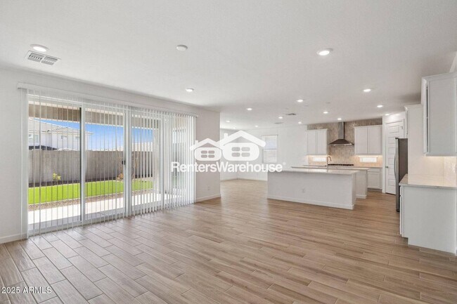 property at 7431 W Whitehorn Trail
