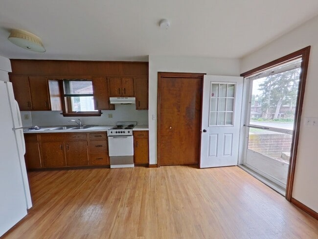 property at 550 S Hanover St