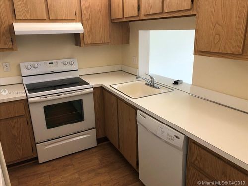 7435 Woodmont Terrace-Unit -20E in Tamarac, FL - Building Photo - Building Photo