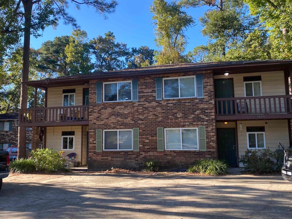 3200 Ginger Dr in Tallahassee, FL - Building Photo