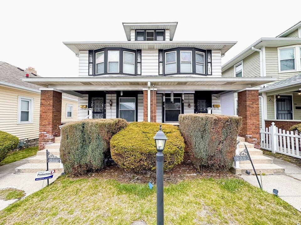 838-838 N Oxford St in Indianapolis, IN - Building Photo