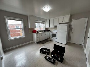 381 Nelson St in Sarnia, ON - Building Photo - Building Photo